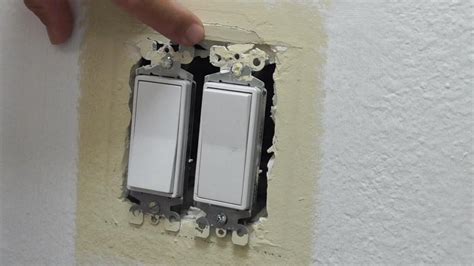 hole in drywall electrical box